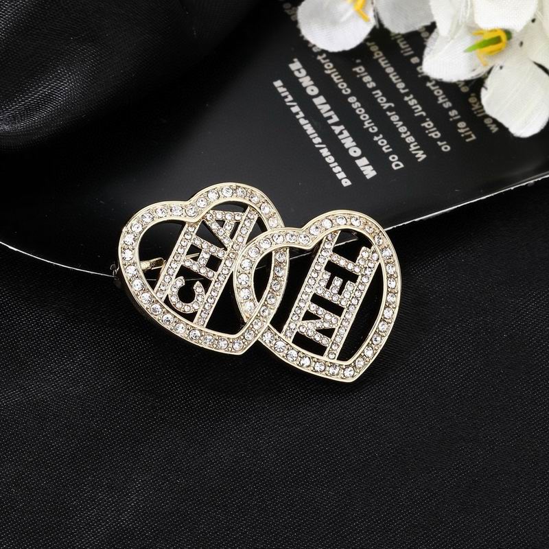 Chanel Brooch 05yxs13